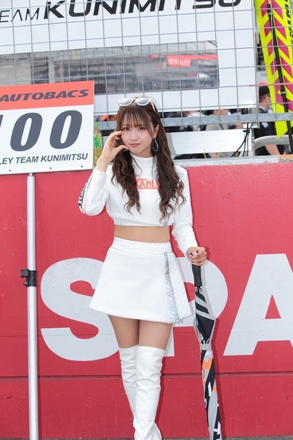 2025 SUPER GT 富士3時間 決勝ピットウォーク（森脇梨々夏さん